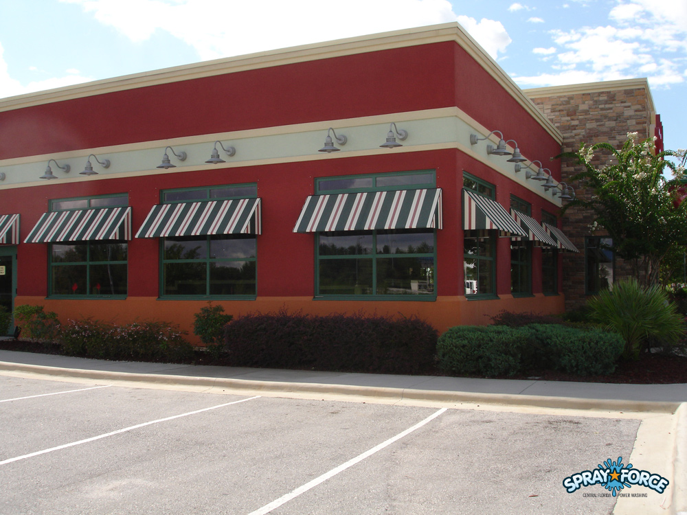 commercial-power-washing-concord-nh-parking-lot-cleaning-exterior-building-washing